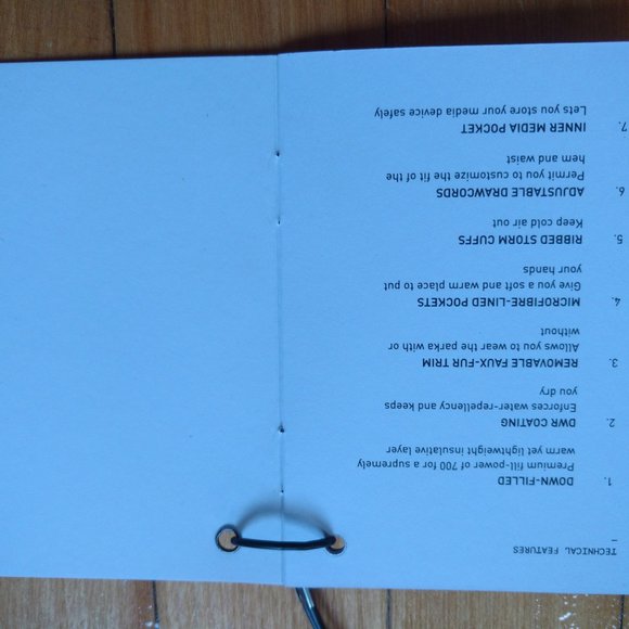 Unworn Aritzia Community parker - Picture 7 of 7